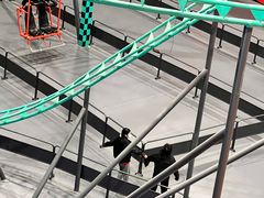 -极限PLAY运动娱乐新世界·团建派对潮玩休闲馆·室内蹦极高空游乐园