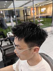 -尤司男士国潮理发馆