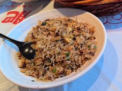 红葱脆骨炒饭-肥肥虾庄·金牌油焖大虾(杨园滨江时代walk店)