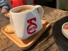 -HIGH FIVE哈福手工汉堡(桂林路店)