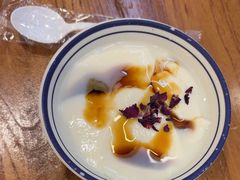 -云阿蛮云南生烫牛肉米线(奉贤路店)