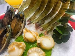-红鼎豆捞·非遗鲍皇汤火锅(宝丰路店)