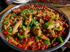小炒鸡翅-邱金小炒·30 年盐帮江湖菜(自贡店)
