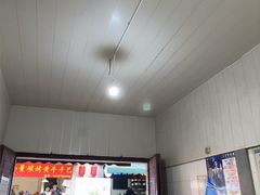 -正宗杨记普洱酸醋米线(总店)