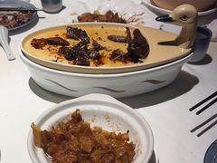 -八府香鸭·啫啫煲(华山路店)