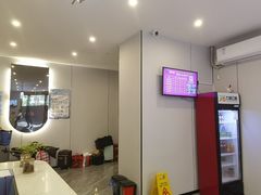 -七橙公寓(昌岗地铁站广州美术学院店)