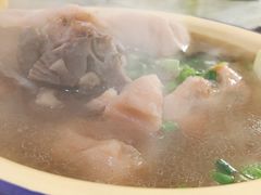 -燕子煨汤(山海关路店)