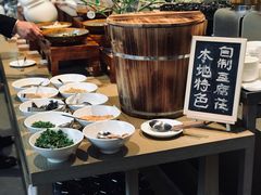 自助调料区-宁海安岚·南溪阁全日餐厅