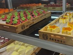 -黑金·寻焰自助百汇·烤肉·火锅(中街店)