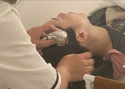 -舒欣头疗·俏丝谧语 白发脱发专业护理 