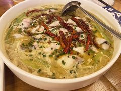 -爱啤精酿·民谣酒馆(滨江店)