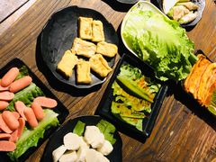 -冰冰龙虾·江湖菜·花园江景餐厅