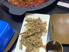 -宽板凳老灶火锅(簋街店)