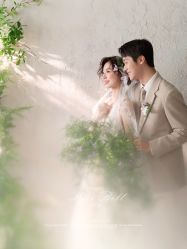 -雪中彩影婚纱摄影·微光艺术中心