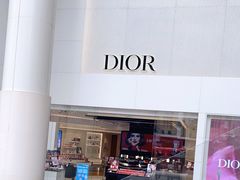 -Dior迪奥(上海世茂广场店)