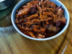-芦茨金富饭庄·25年老字号·专做稻草鸡