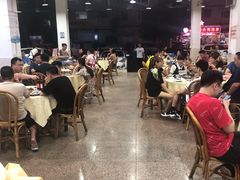 大堂-标记美食新鲜猪杂(兴南大道店)