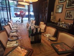 -SISTERS BAR RESTAURANT川意酒馆(嘉善老市H楼店)