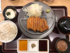 -牛カツ京都勝牛(河原町蛸薬師店)