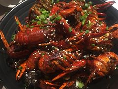 -巴厘龙虾·榜首油焖大虾(音乐学院·沿江酒馆店)