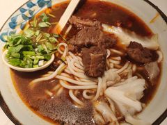 -鑫花溪牛肉米粉(凤凰街创始总店)