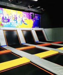 -蹦贝运动中心·蹦床·攀岩·闯关(龙岗店)