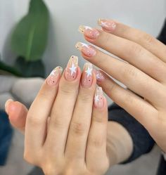 -U+nail优加专业美甲美睫