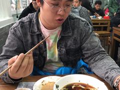 -东兴顺爆肚张