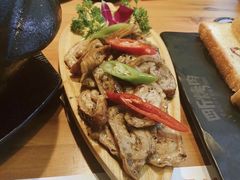 -四斤烤肉(东戴河孟家店)