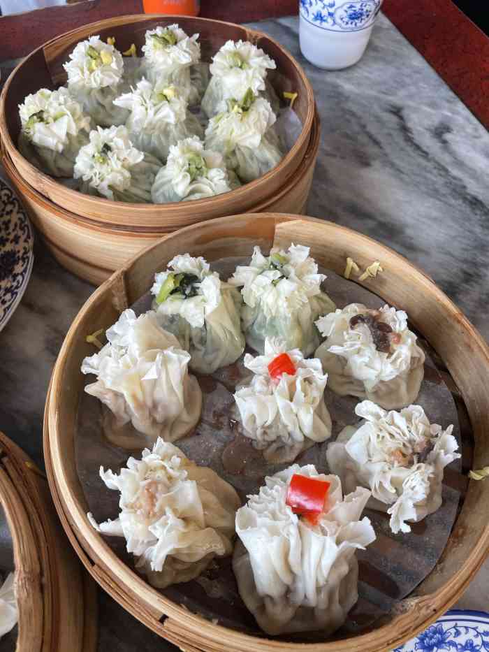 都一处烧麦馆(前门店)-"陪同台湾朋友看天安门,然后逛前门. 来到.