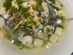 千岛湖清水鱼头-尚品越府·融合餐厅(延安路店)