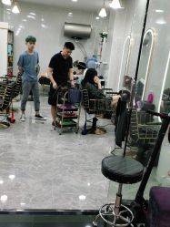 -星期六创作·接发烫染