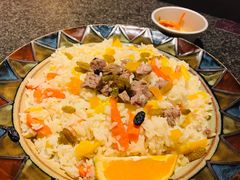 金桃手抓饭-丝路金桃·新疆菜(徐汇店)