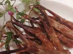 -松沪名灶·豆浆鱼头·新上海菜(飞航吾悦广场店)