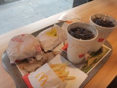 -麦当劳(荥阳店)