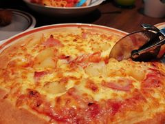 培根鸡肉双拼披萨-萨莉亚意式餐厅(杭州滨江天街店)