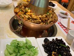 -老佛爷炭火蛙锅直营(清滨路总店)
