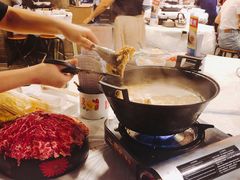 -鲜入围煮花胶鸡海鲜火锅