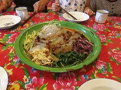 -闯关东东北农家菜(崂山石老人店)