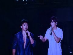 -上海体育场