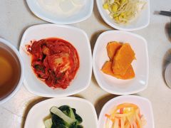 -梨满园韩国料理