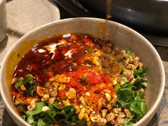 -肖肖酸萝卜鱼火锅(总店)