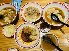 -八二小区抄手(龙湖上城天街店)