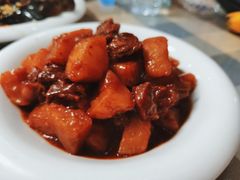 土豆炖牛腩-华春餐馆(鱼山路店)