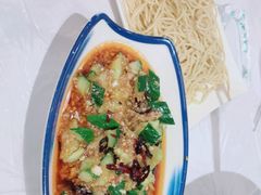 -霄汉牛三鲜湖北砂锅菜(万松园2店)