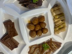 -香山湖家家宴(中山陵店)
