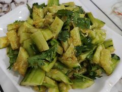 拍黄瓜-牛庄高晓山风味馅饼城(海城店)