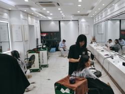 -镁连社·美联社