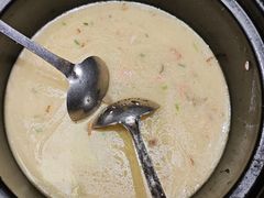 -土砂锅生态山庄·非遗砂锅雅鱼