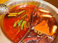 -黔哆哆地摊酸汤火锅(清湖店)